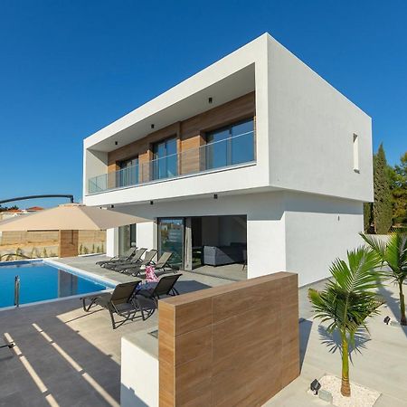 Villa Andre, Walking Distance To Coral Bay Peyia Exterior foto