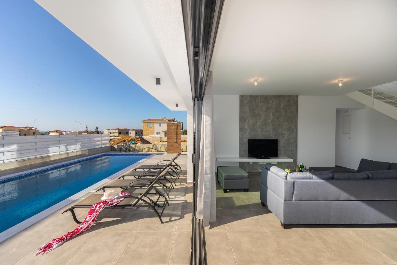 Villa Andre, Walking Distance To Coral Bay Peyia Exterior foto