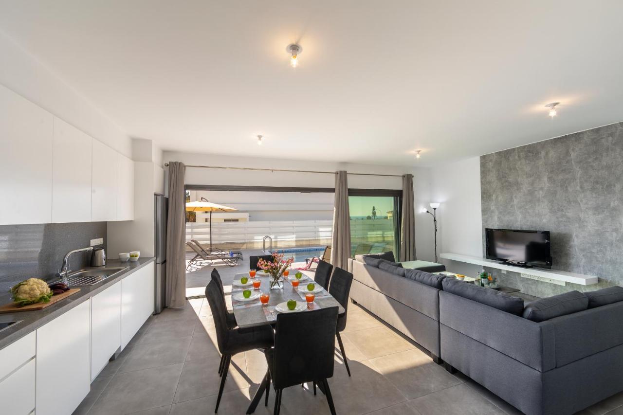 Villa Andre, Walking Distance To Coral Bay Peyia Exterior foto