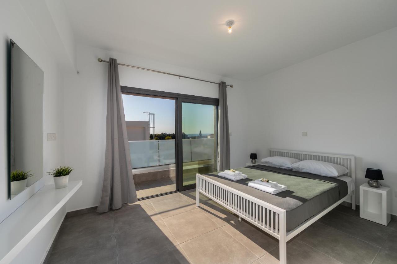Villa Andre, Walking Distance To Coral Bay Peyia Exterior foto